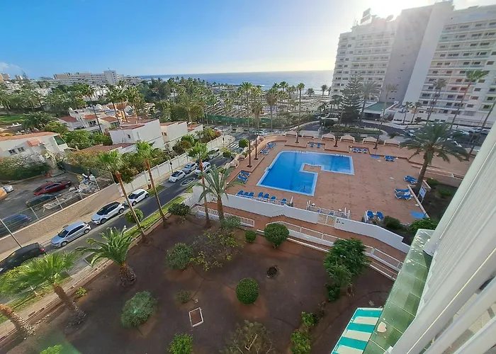 Great Ocean View, Beach At 3 Min, One Bedroom Apartment